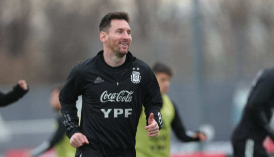 美洲杯前瞻-阿根廷:梅西对决苏亚雷斯 后防核心伤愈复出 美洲杯前瞻-阿根廷:梅西对决苏亚雷斯 后防核心伤愈复出