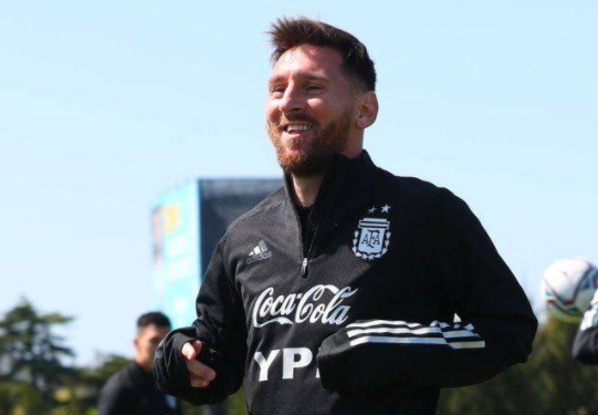 世预赛前瞻-阿根廷:遭遇难啃硬骨头 梅西携最强阵容出战 世预赛前瞻-阿根廷:遭遇难啃硬骨头 梅西携最强阵容出战